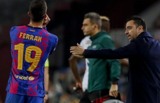 LOL竞猜官方网站-西媒：哈维满意巴萨平局 赛后特意鼓励了两名球员